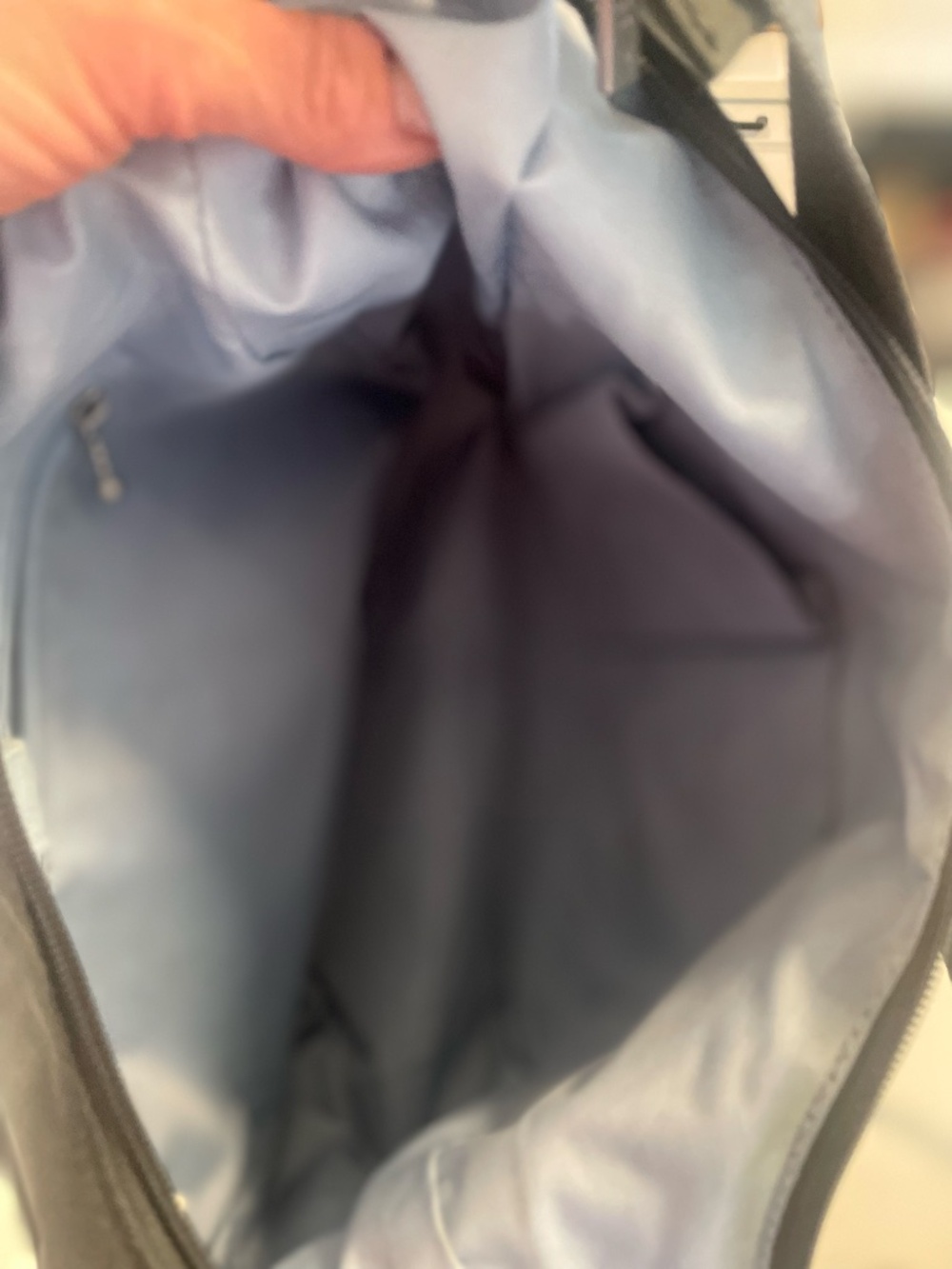 Baggalini Classic Crossbody Travel Gray Bag - Picture 5 of 6